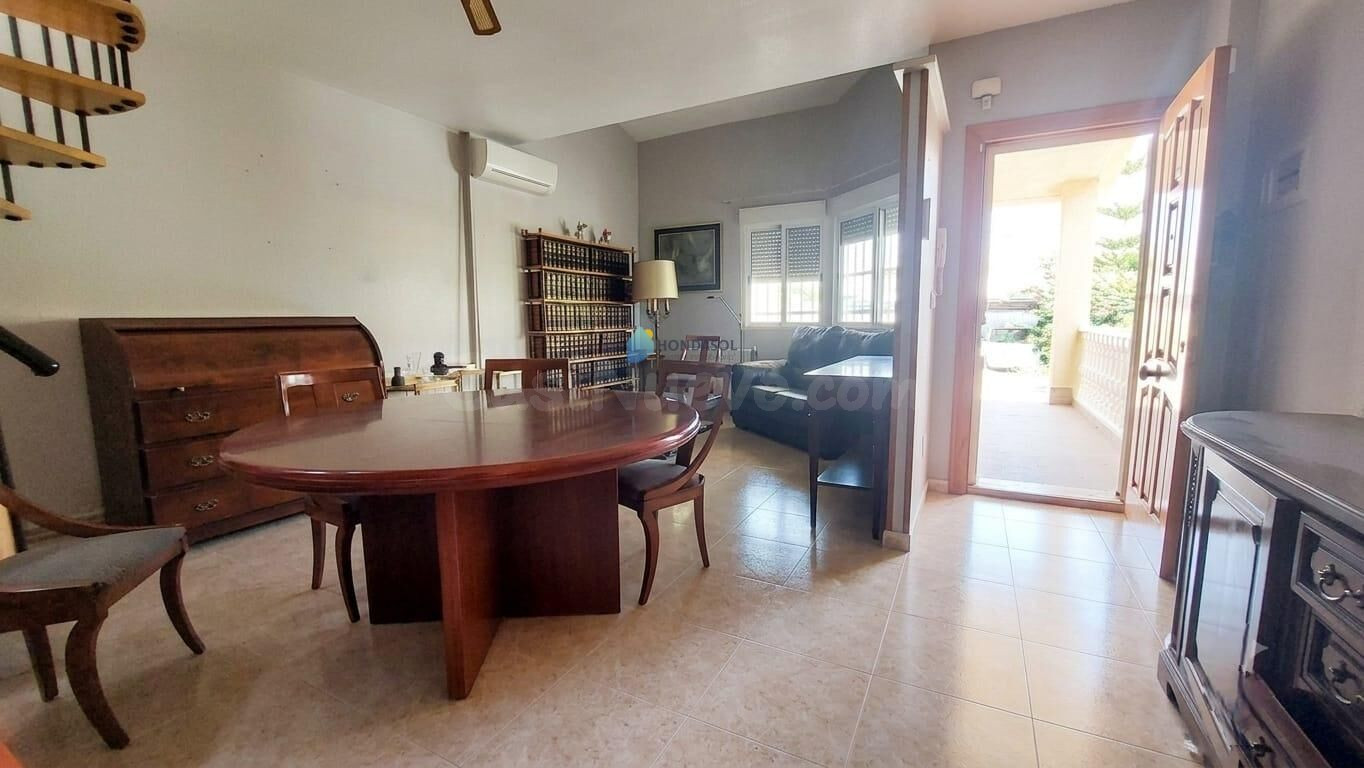 SE VENDE CHALET INDEPENDIENTE EN PLAYA HONDA - foto 5