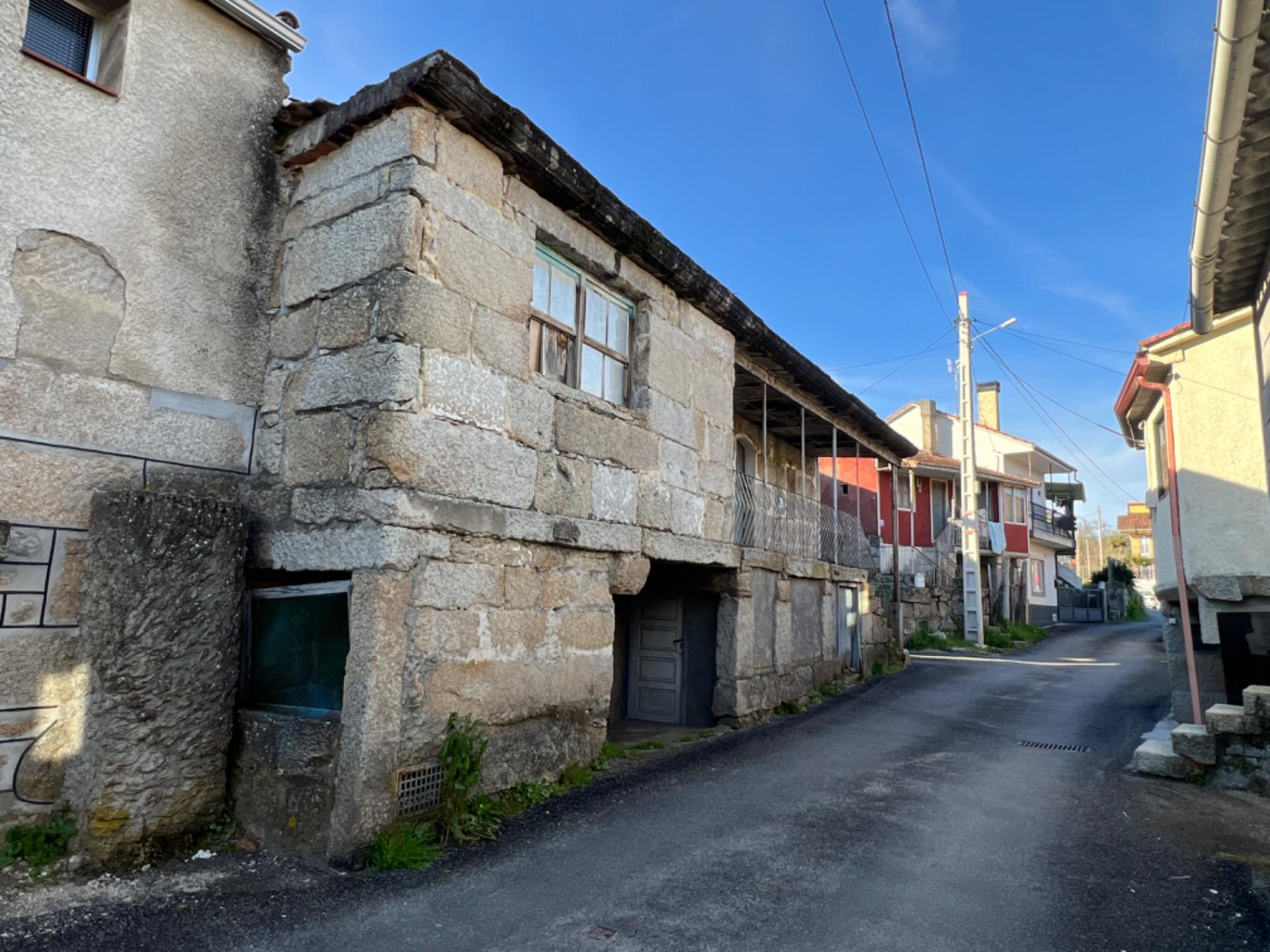 CASA PARA REFORMA INTEGRAL A 14 MINUTOS DE OURENSE