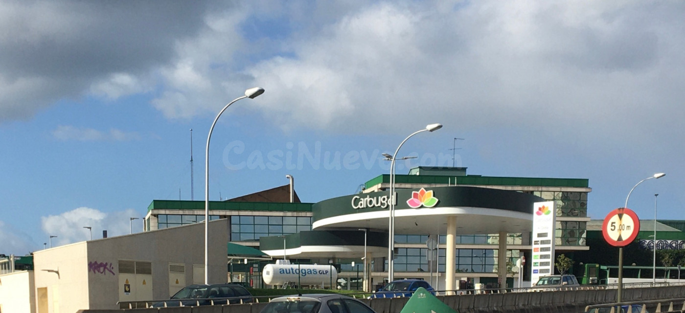 Local comercial 1200m² en alquiler - La Grela-Bens-Meicende