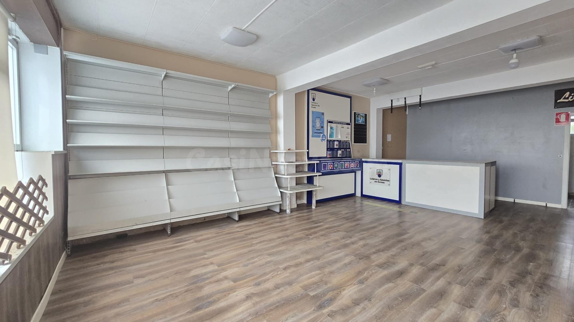 Local comercial 70m² en alquiler - Oleiros