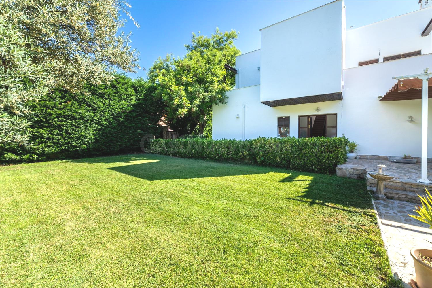 CASA EN VENTA EN URB. MONTEHERMOSO - foto 2