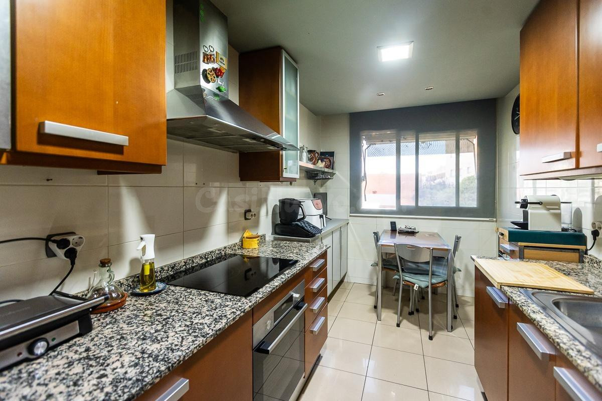 PISO EN EL EIXAMPLE DE SABADELL - foto 4