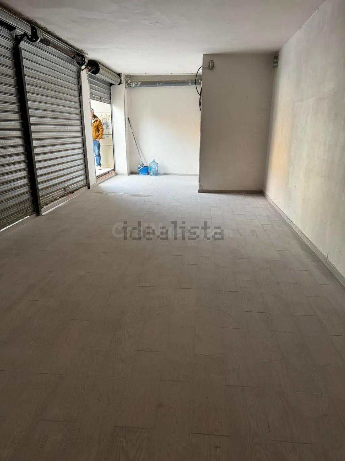 ALQUILER LOCAL COMERCIAL CENTRO-Calle San Agustín