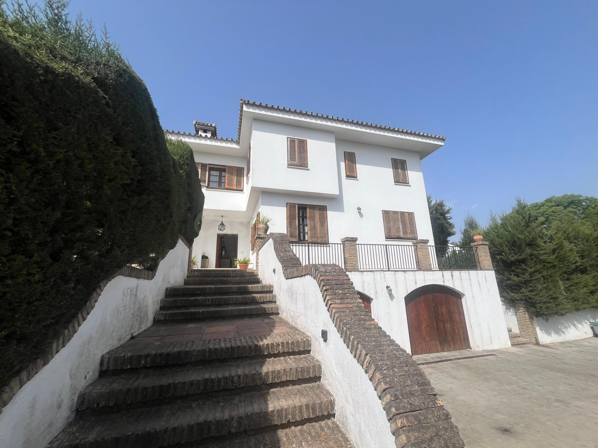Villa de lujo en venta en Simón Verde (Mairena del Aljarafe).