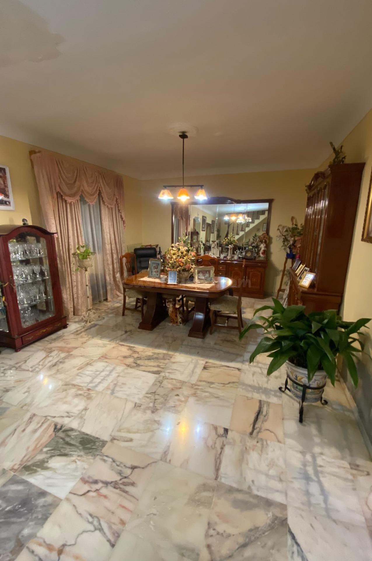 Magnífico adosado en venta en el Casco Antiguo de Mairena del Aljarafe.