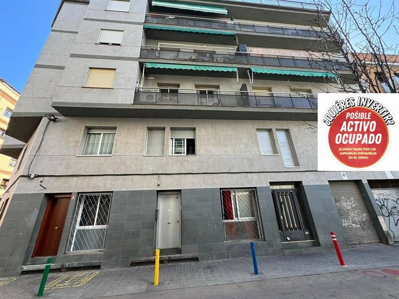 Venta local comercial en L'Hospitalet de Llobregat (Barcelona)
