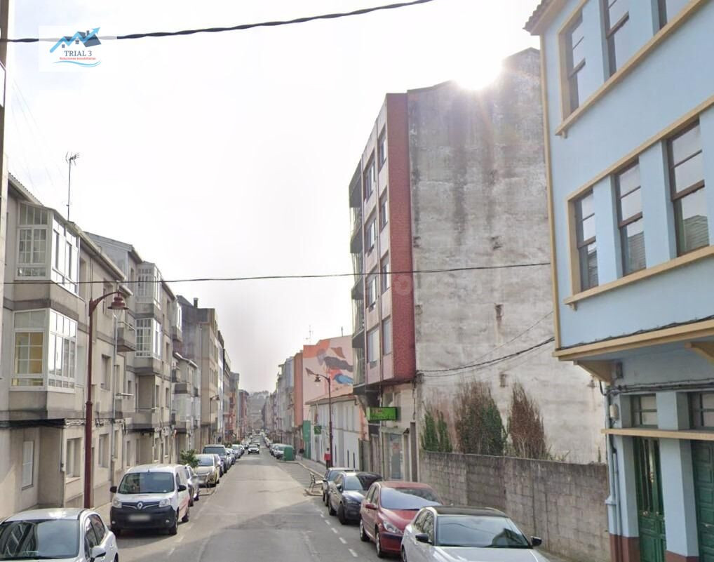 Venta Piso + Garaje en Carballo (A Coruña)