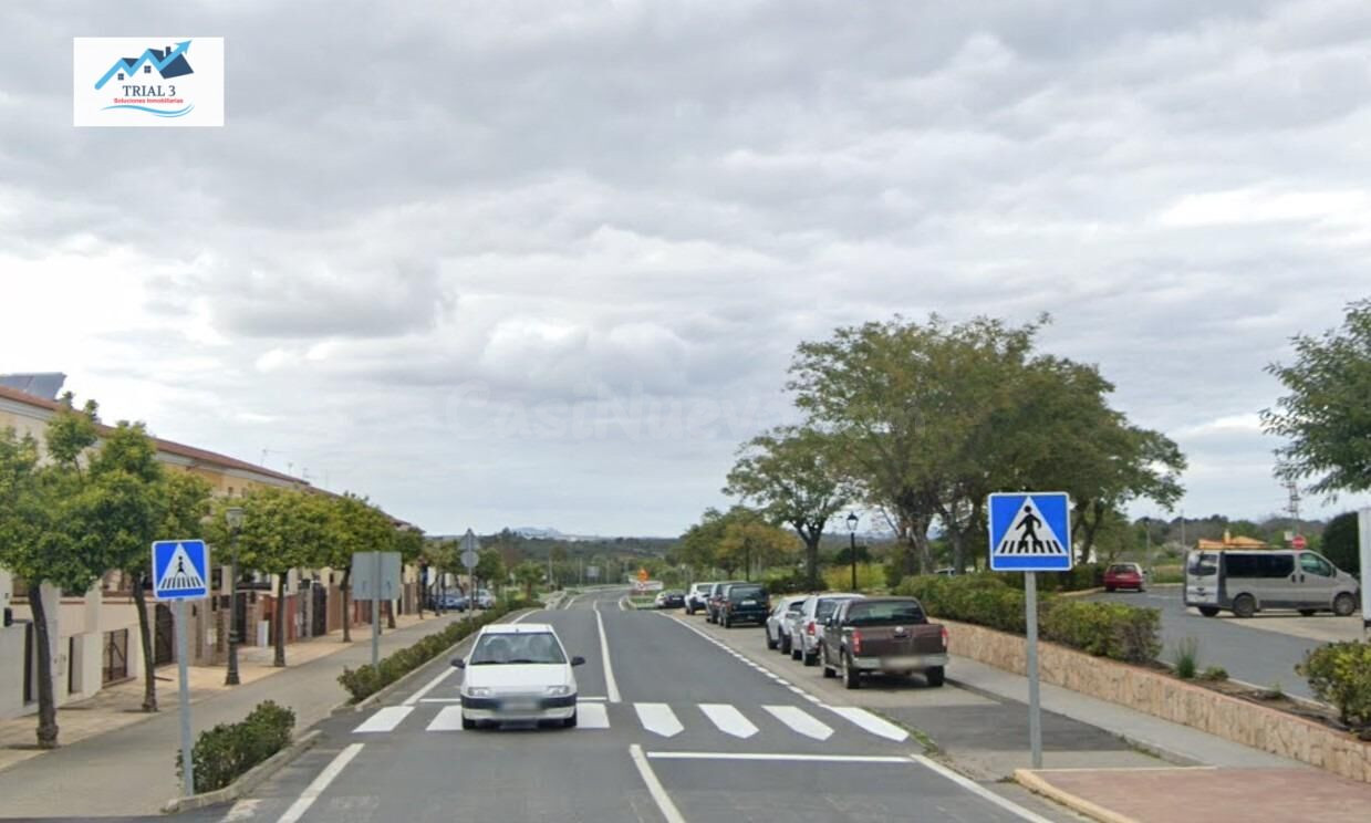 Venta casa en San Bartolomé de la Torre (Huelva) - foto 3