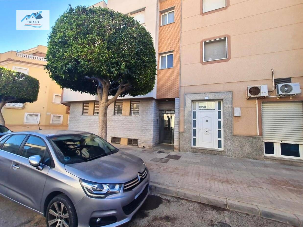 Venta piso en El Ejido (Almería)