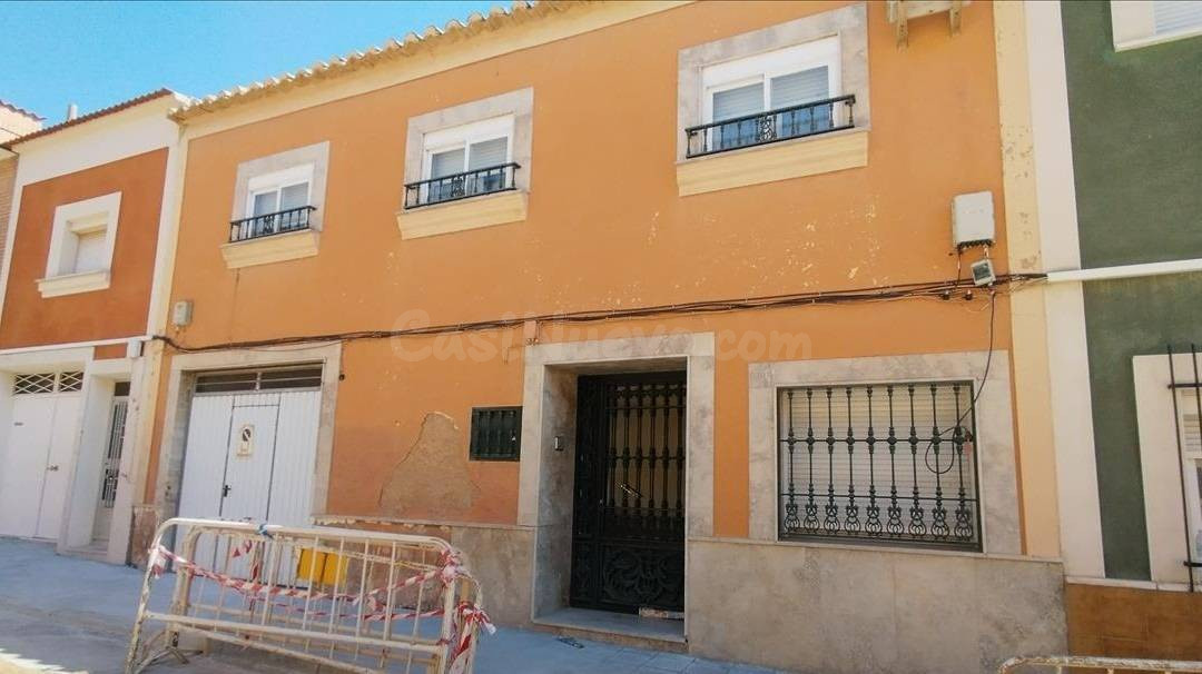 Venta casa en Valdepeñas (Ciudad Real)