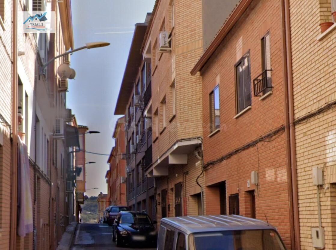 Venta de 3 Pisos + 3 Trasteros en Calle N S Nieves Nº 11 Toledo (Toledo)