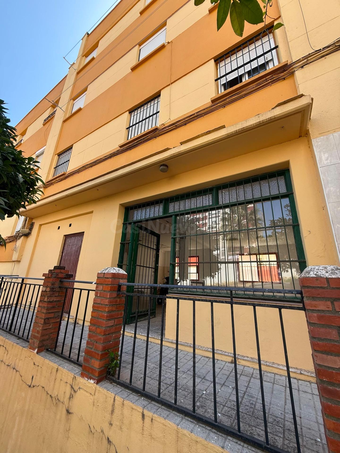 Local comercial en venta en Urbanización Las Colinas, Algeciras