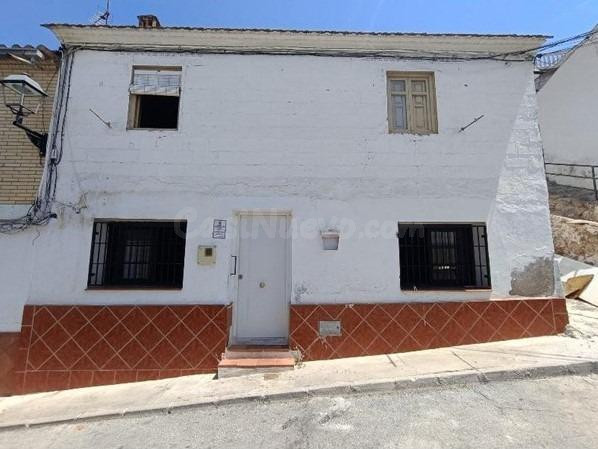 CASA DE PUEBLO A LA VENTA EN PINOS PUENTE (GRANADA)