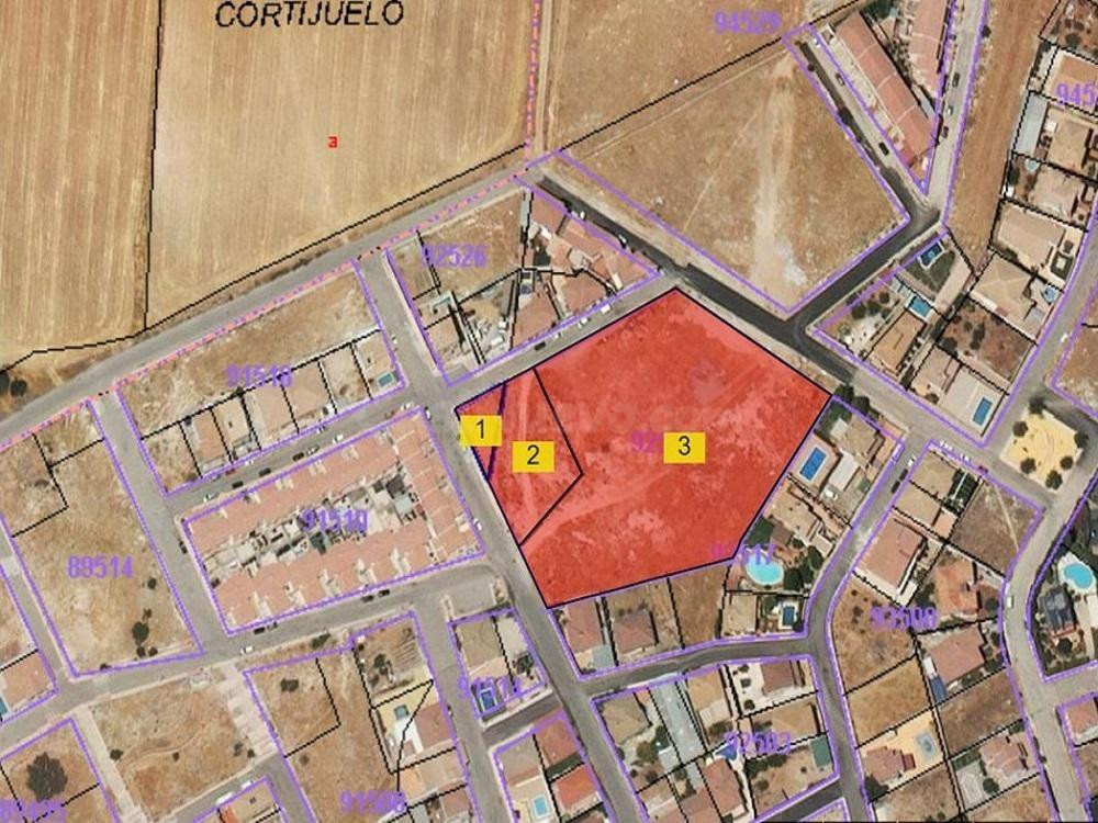 TERRENO URBANO A LA VENTA EN ALOMARTES (ILLORA - GRANADA)