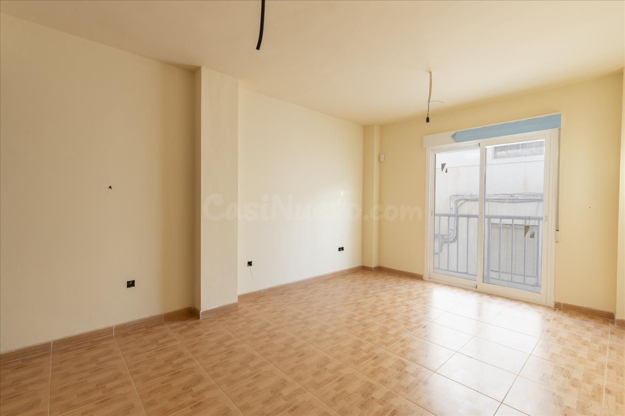 PISO EN ALMUÑECAR (NO HIPOTECABLE)