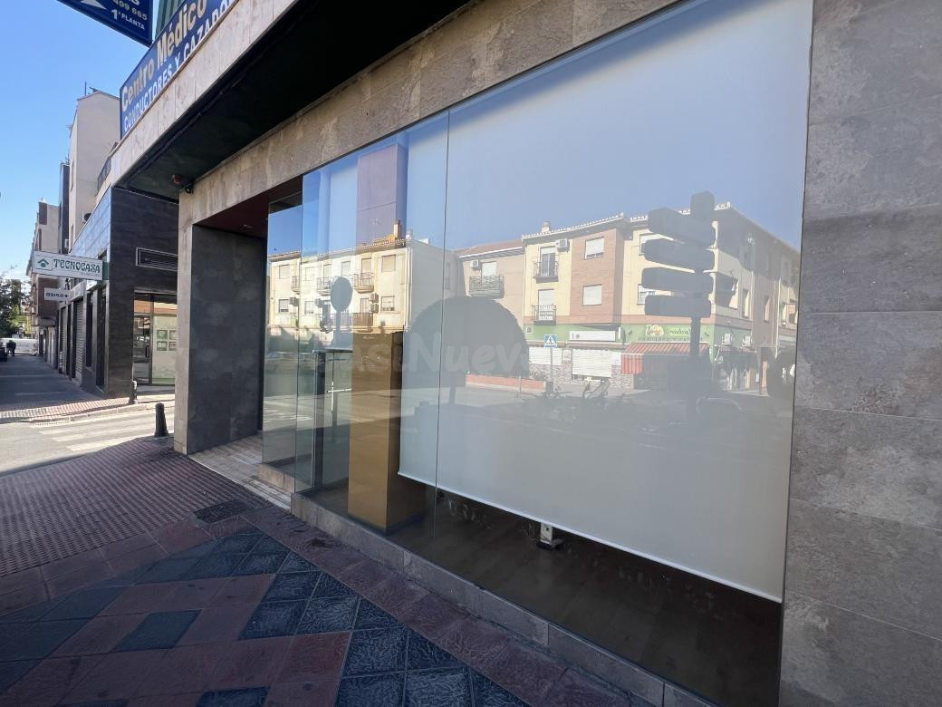 LOCAL COMERCIAL EN ARMILLA (GRANADA)