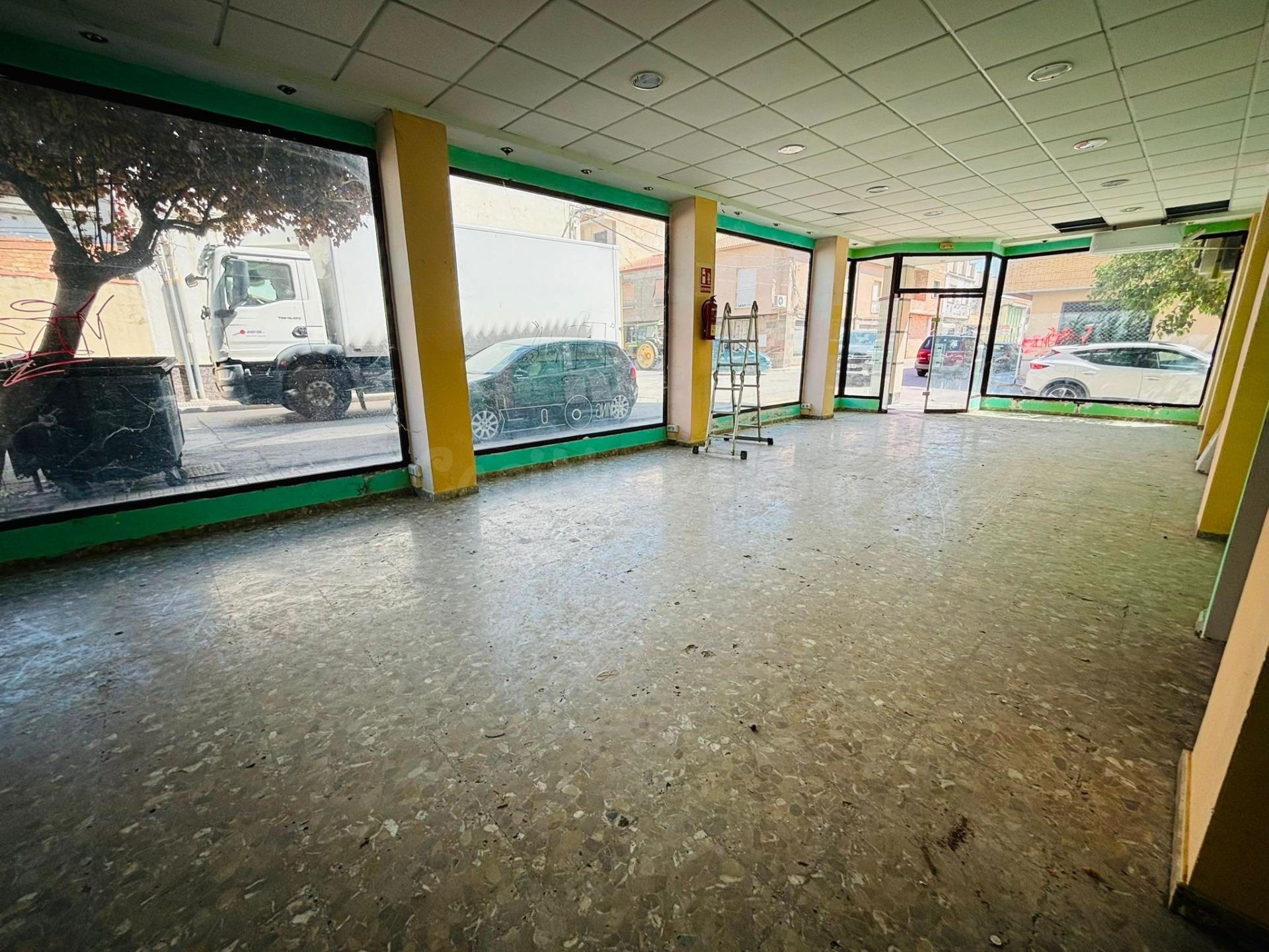 Local comercial 107m² en venta - CENTRO