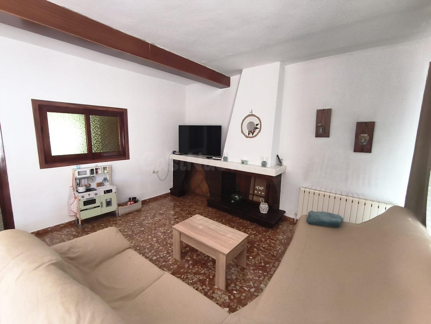 CASA EN DEIFONTES DE 428 M2