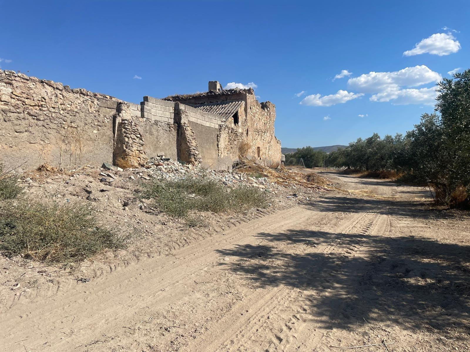 Cortijo 300m² en venta - noniles