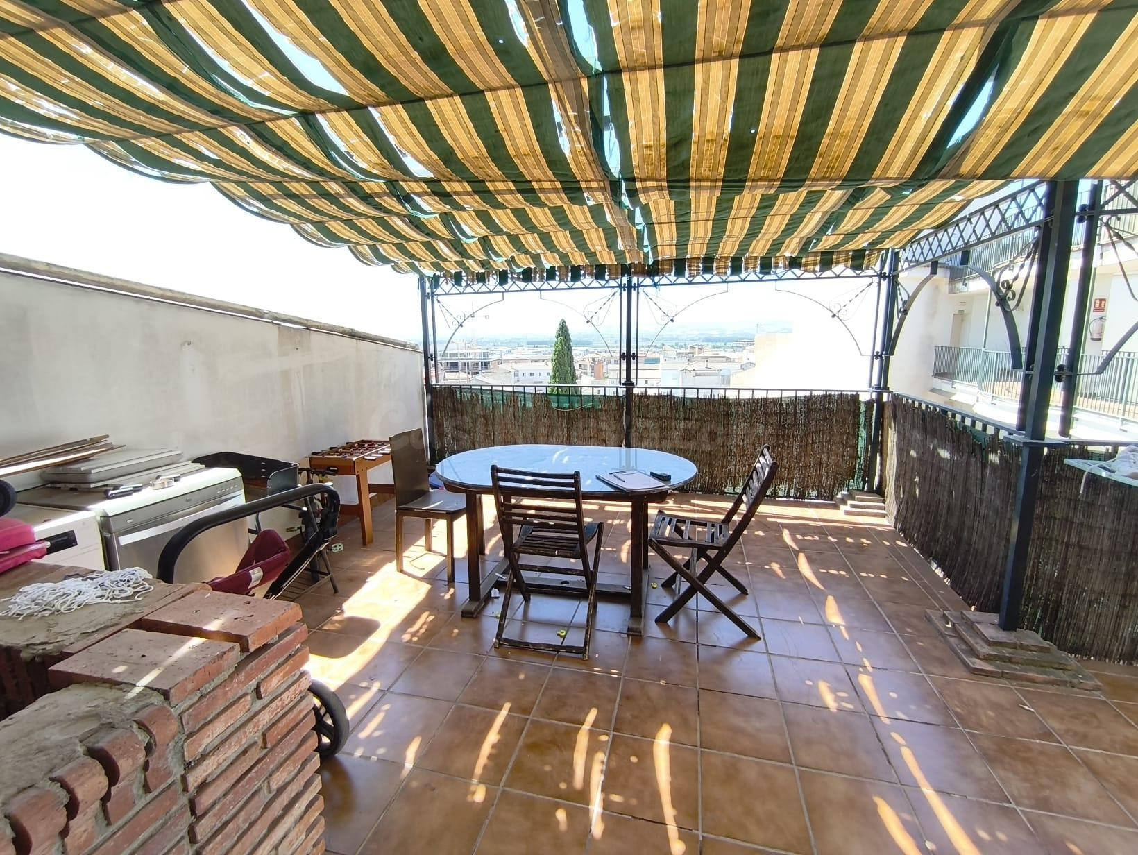 ATICO EN ATARFE. DOS DORMITORIOS. 28 M2 DE TERRAZA