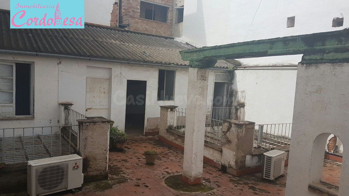 Casa 8 habitaciones 700m² en venta - Centro