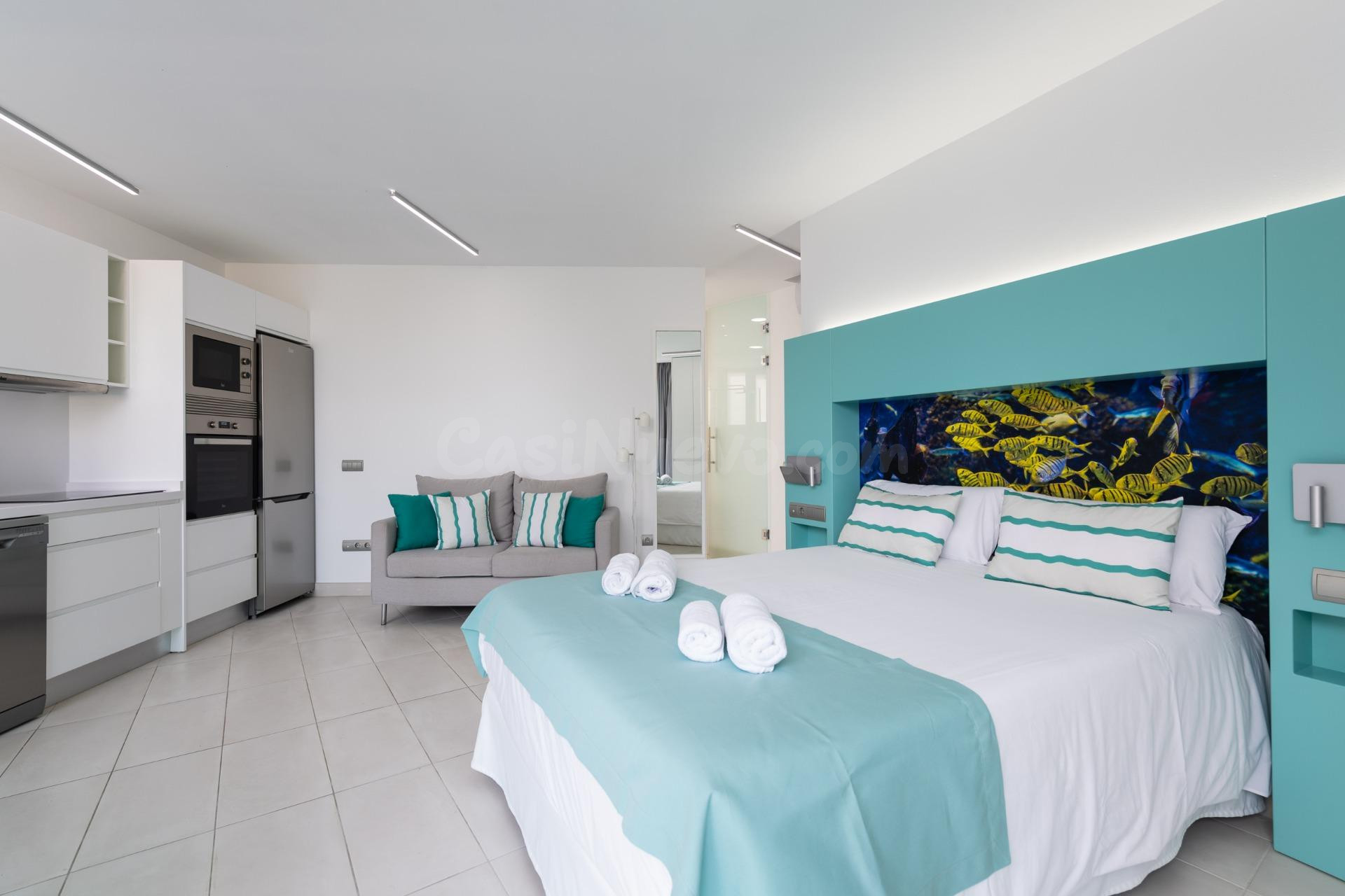 Oportunidad Inversión: Estudio moderno en rentabilidad turística junto a Las Canteras