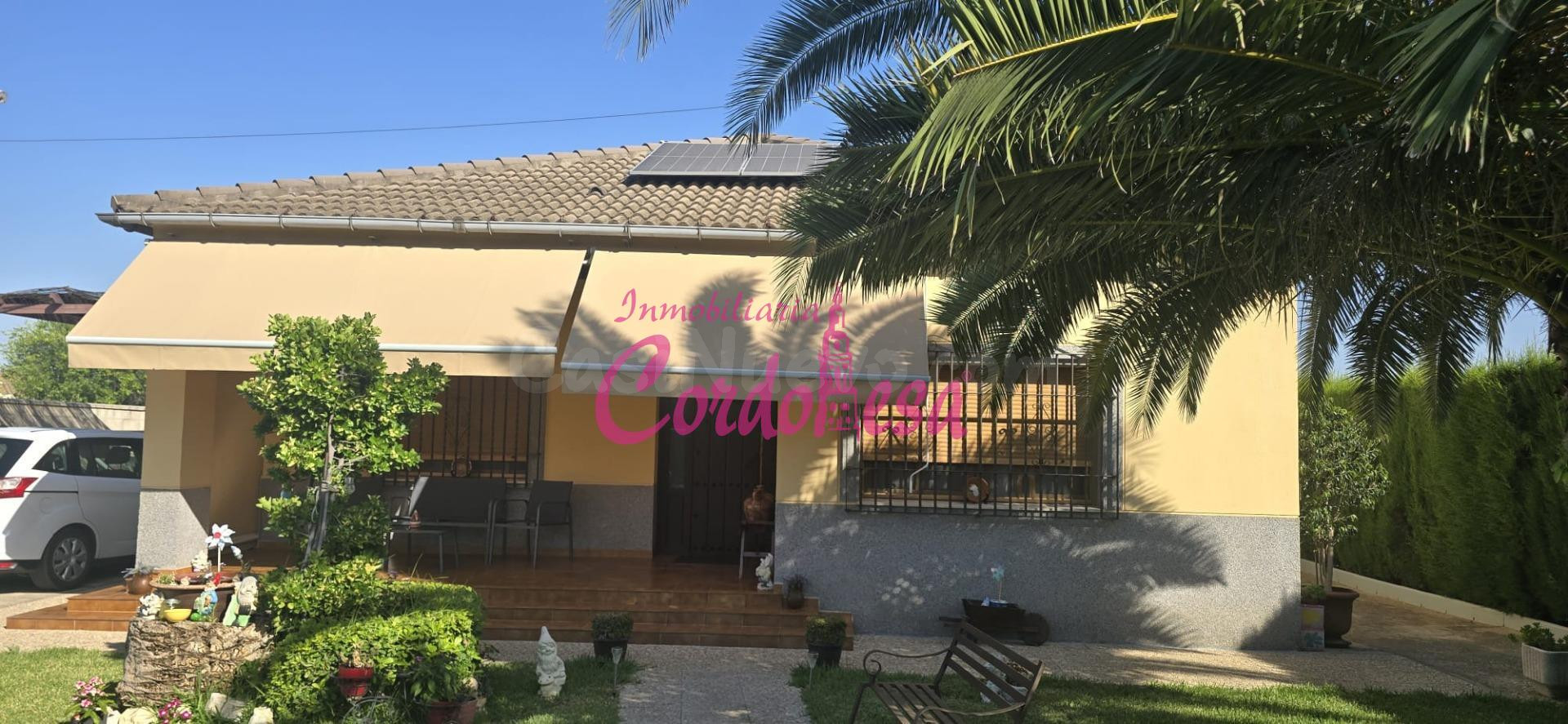Oportunidad Única: Parcela de 1260 m2 con Dos Casas y Piscin - foto 2