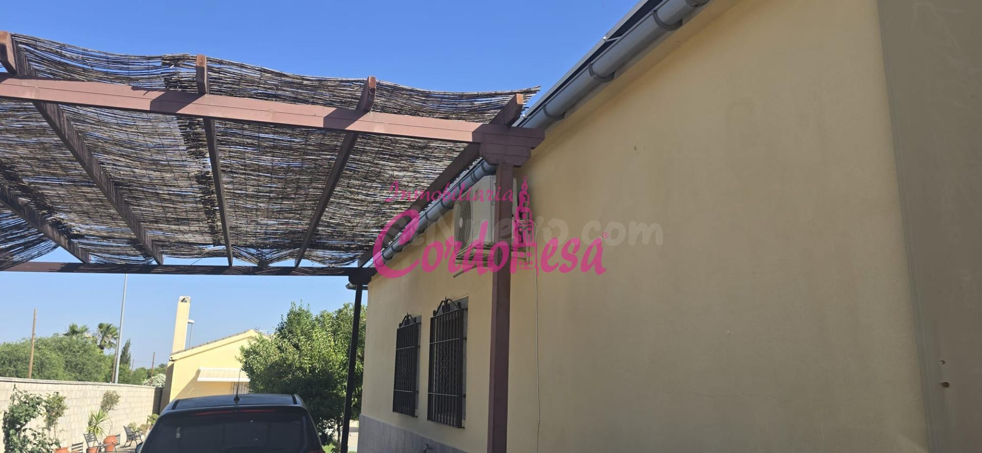Oportunidad Única: Parcela de 1260 m2 con Dos Casas y Piscin - foto 5