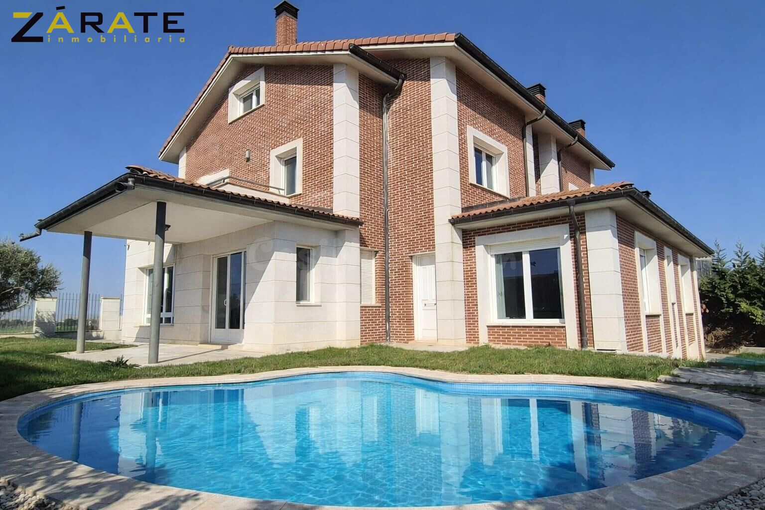SE VENDE CHALET EN LA RIOJA