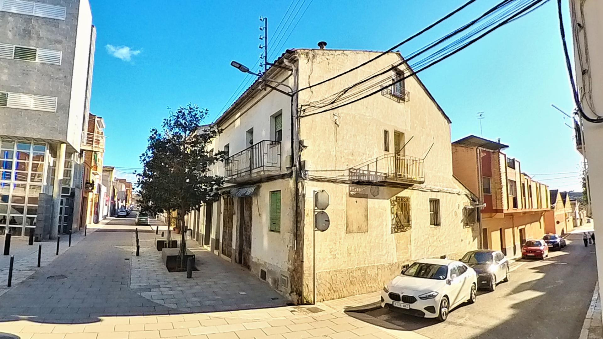 ESTRATÉGICA CASA ESQUINERA CON LOCAL COMERCIAL EN ALMACELLES - foto 3