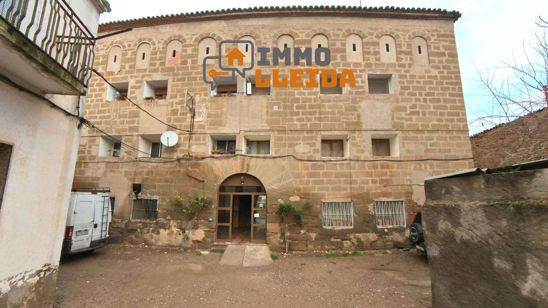 Piso en venta en Artesa de Segre Ideal para inversores o fam