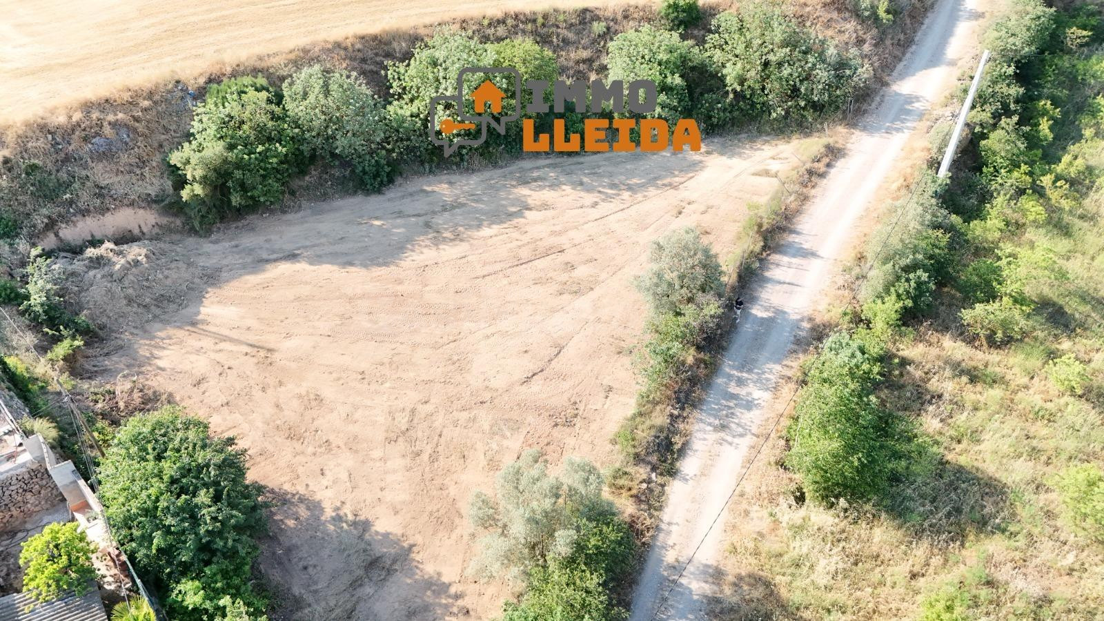 Terreno rústico de 1.700 m2 en la Solana de Sant Llorenç de Montgai