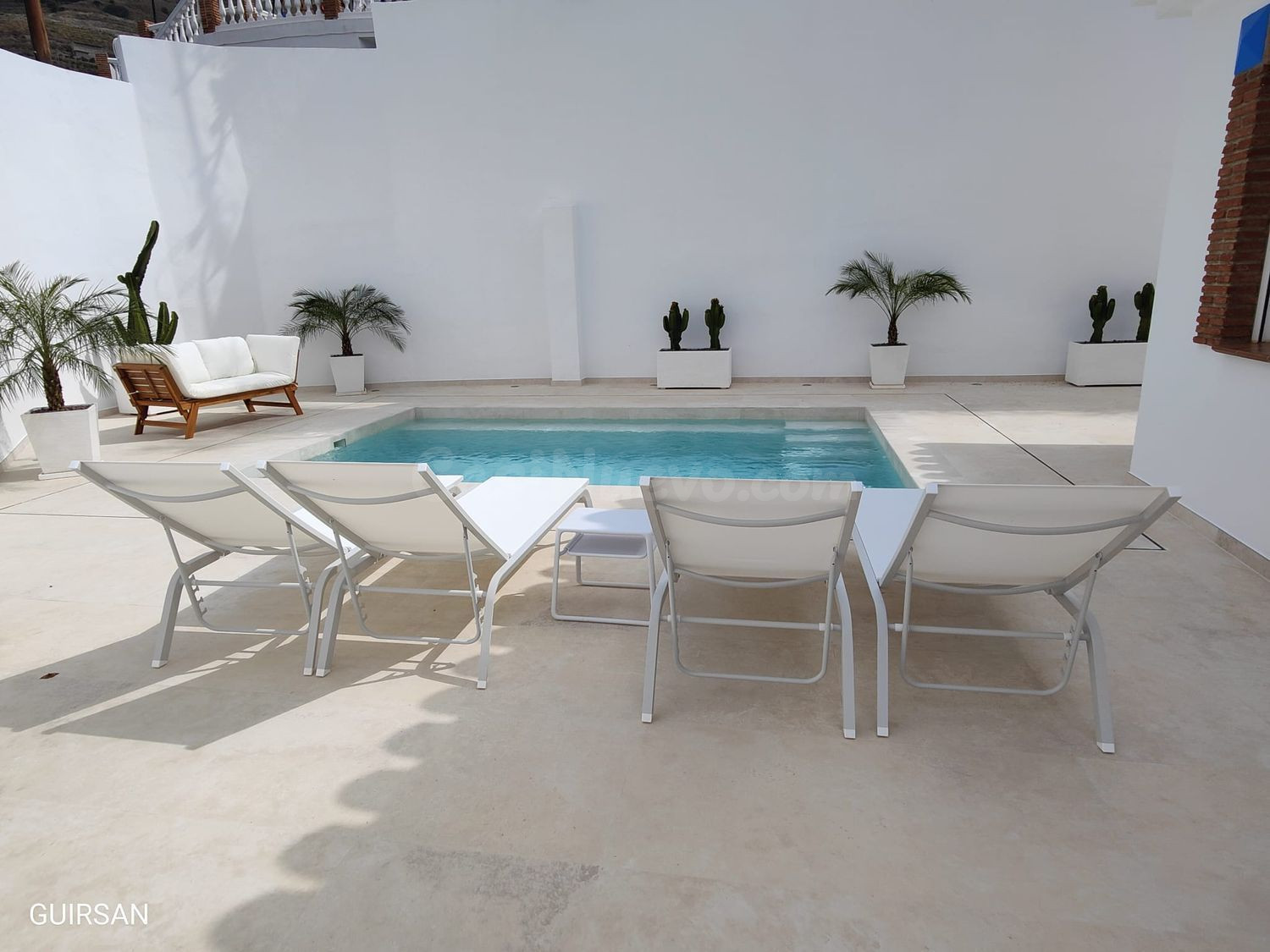 Chalet 3 habitaciones 228m² en alquiler - Cotobro