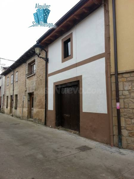 Se vende casa para rehabilitar en LA PUEBLA DE ARGANZÓN (Burgos)
