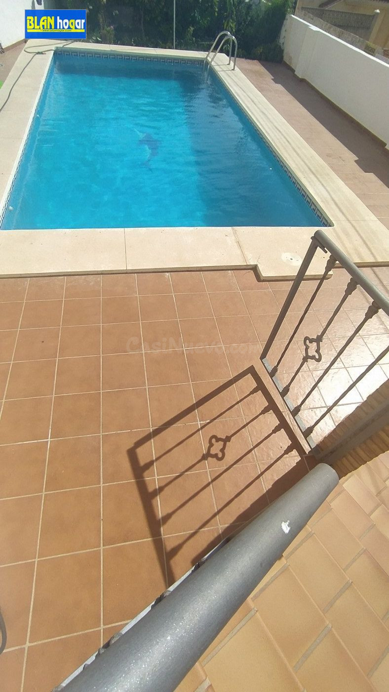 OPORTUNIDAD CASA PUERTO TORRE¡¡ 4 DORMITORIOS, 2 BAÑOS, PISCINA, GARAJE PARA 2 COCHES,  TERRAZA