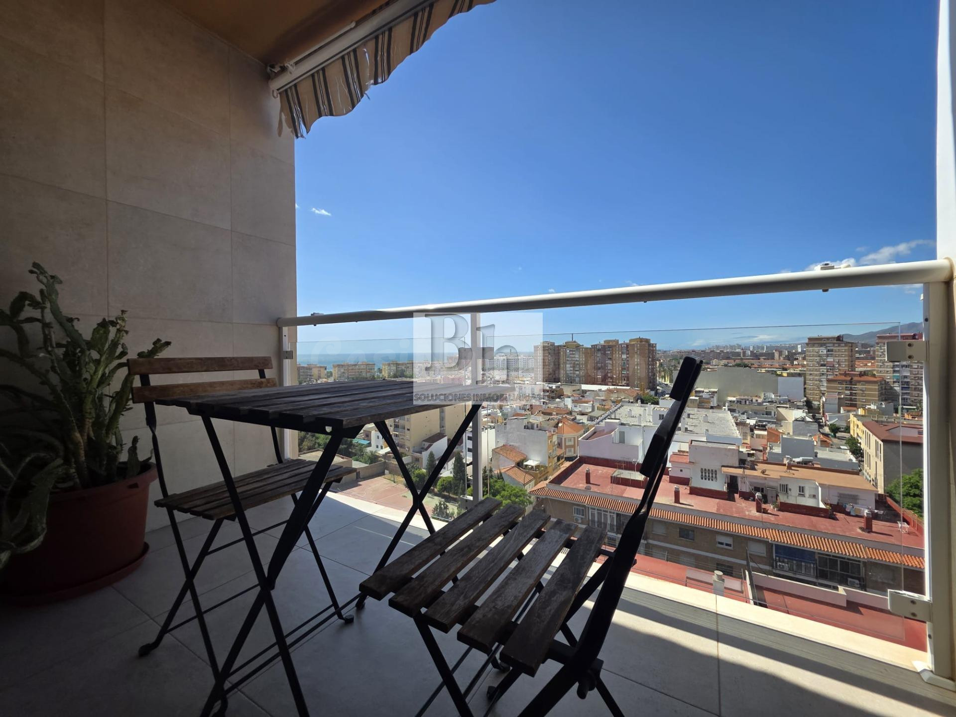 BLANHOGAR vende piso en Huelin con vista al mar