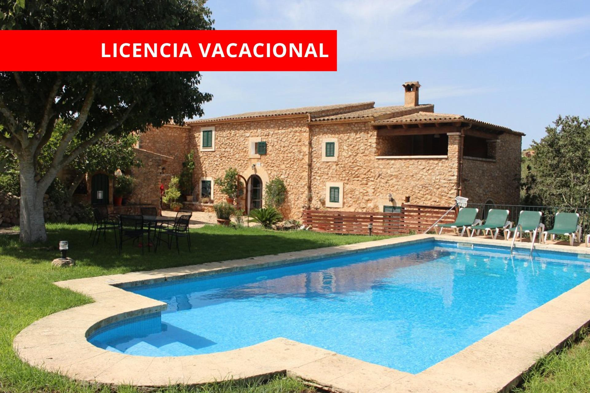 Finca rústica con licencia vacacional en s’Horta, Felanitx