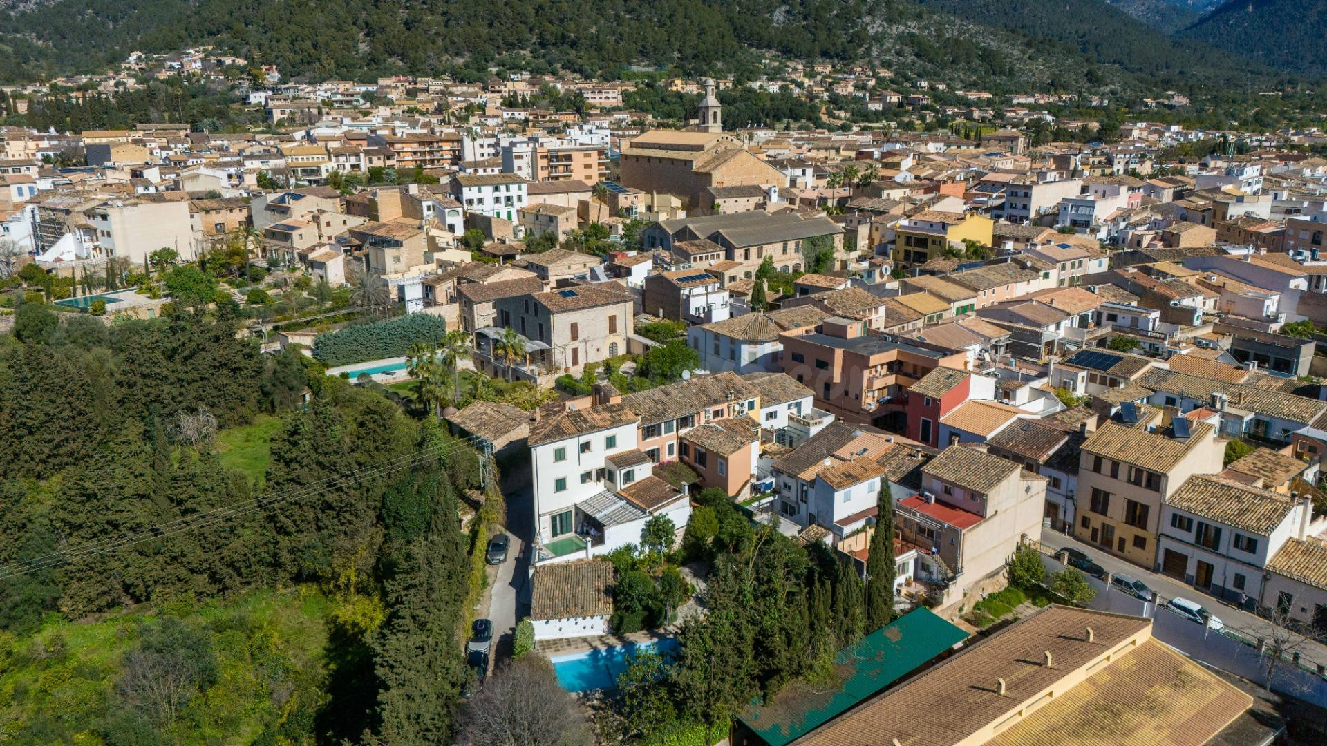 Hotel boutique con jardín y piscina en el corazón de Alaró