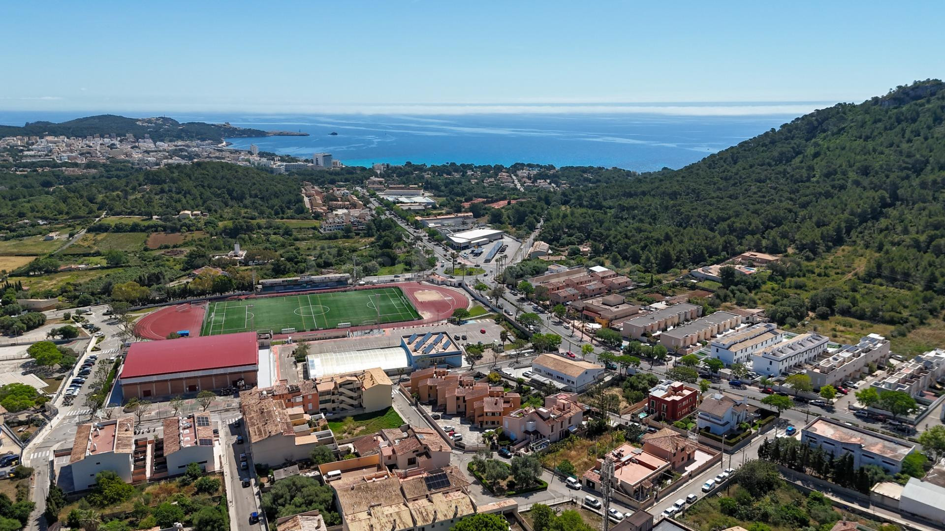 Solar urbano con proyecto para dos viviendas en Capdepera