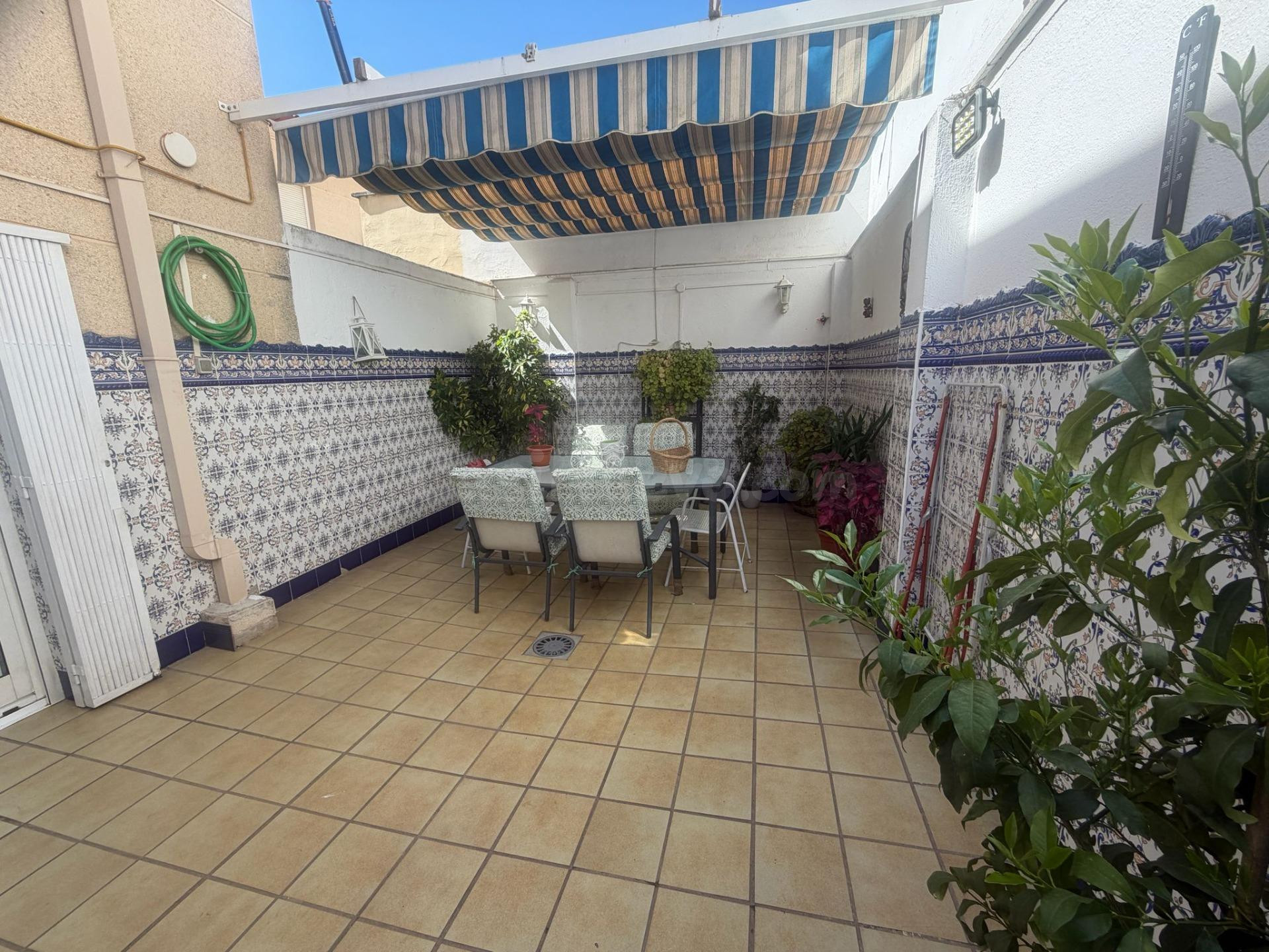 Amplio Adosado en Caceres - Zona Fratres a la Venta