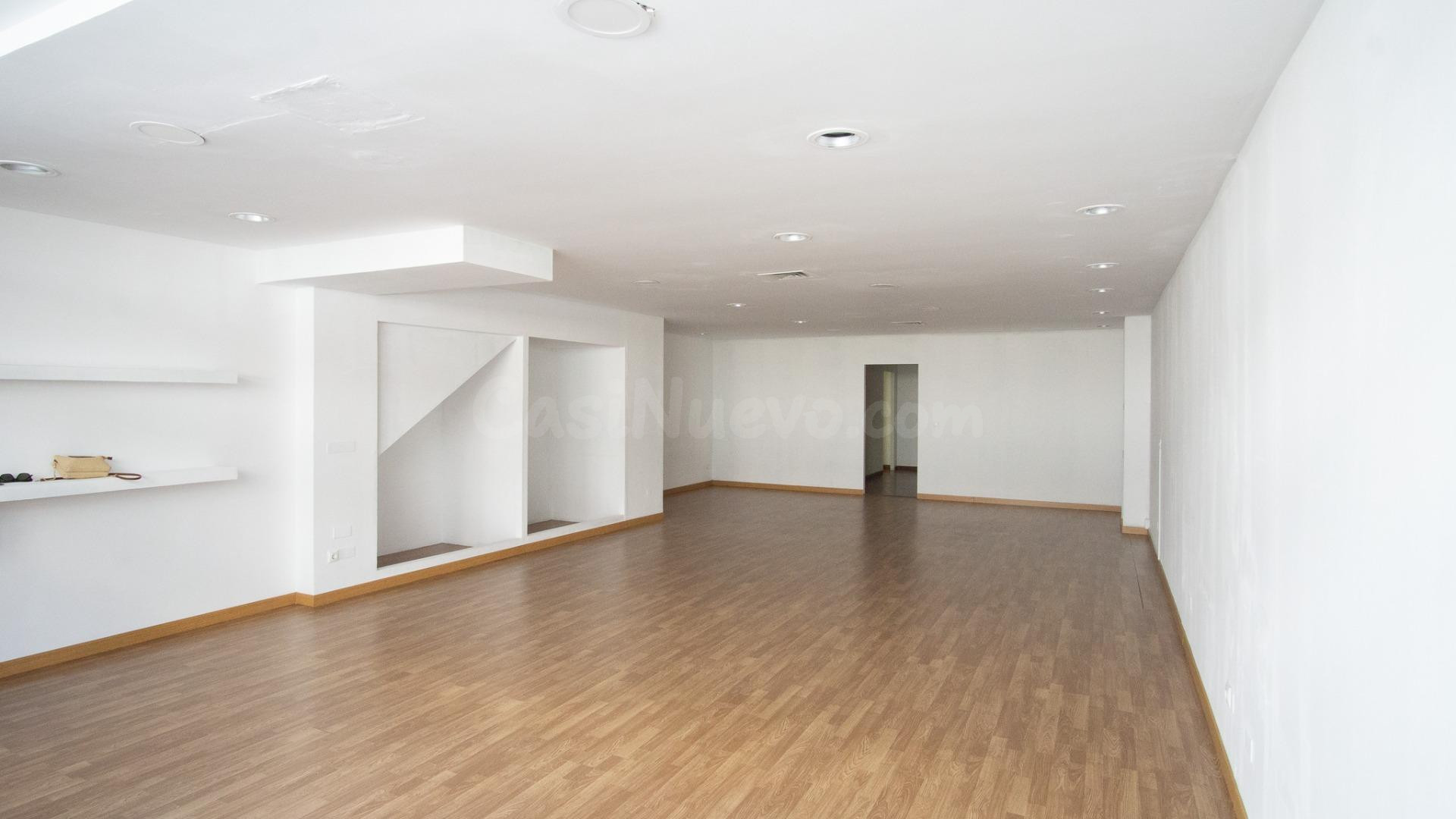Local comercial en venta 109m2 en zona Pablo Iglesias