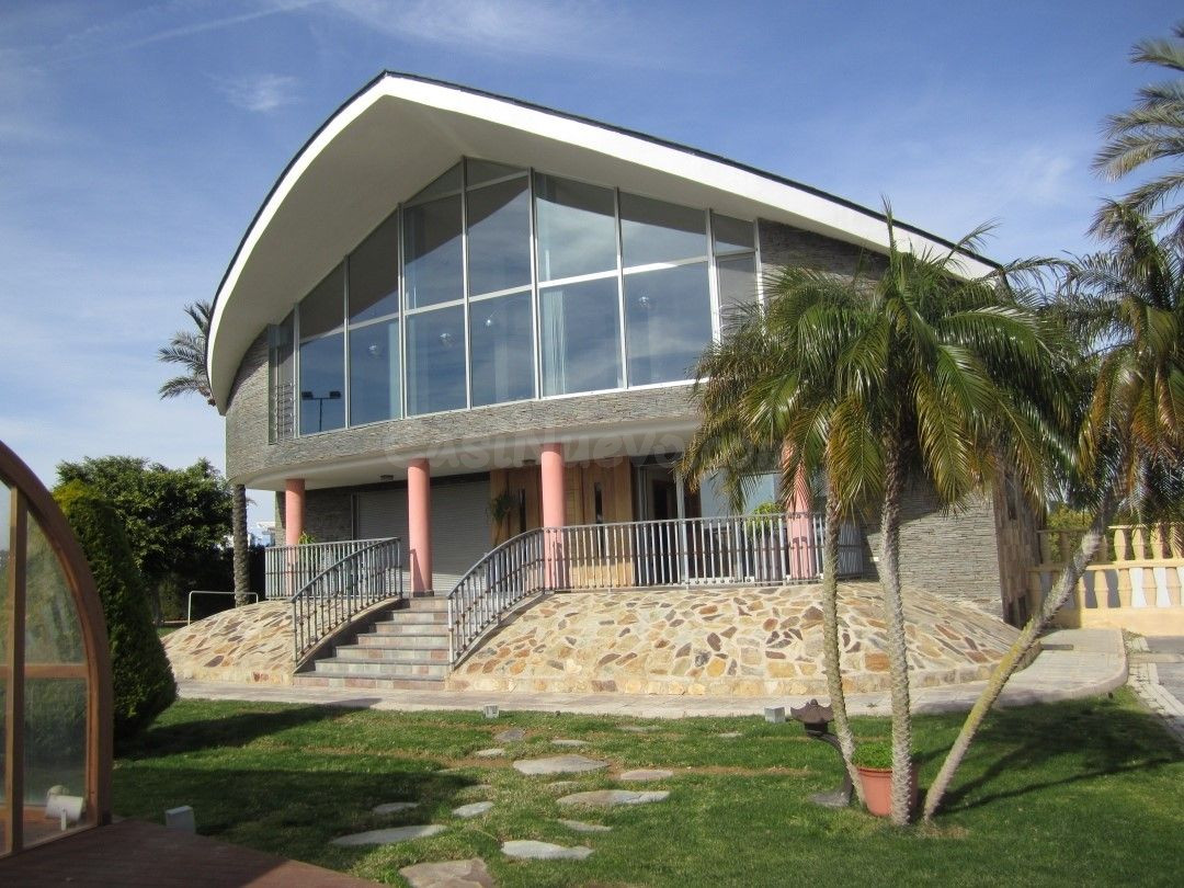 Finca rústica 5 habitaciones 250m² en venta - Pueblo 8