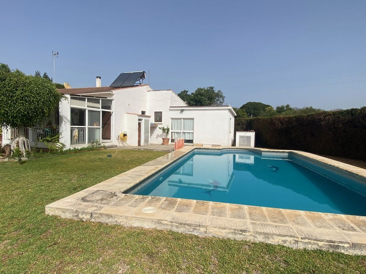 Villa 5 habitaciones 139m² en venta - Zona Las Mesas
