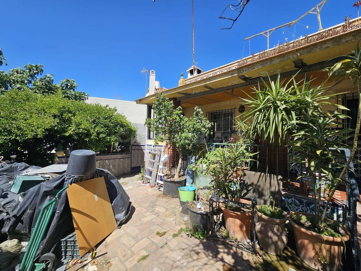 Casa 5 habitaciones 129m² en venta - Zona Las Mesas