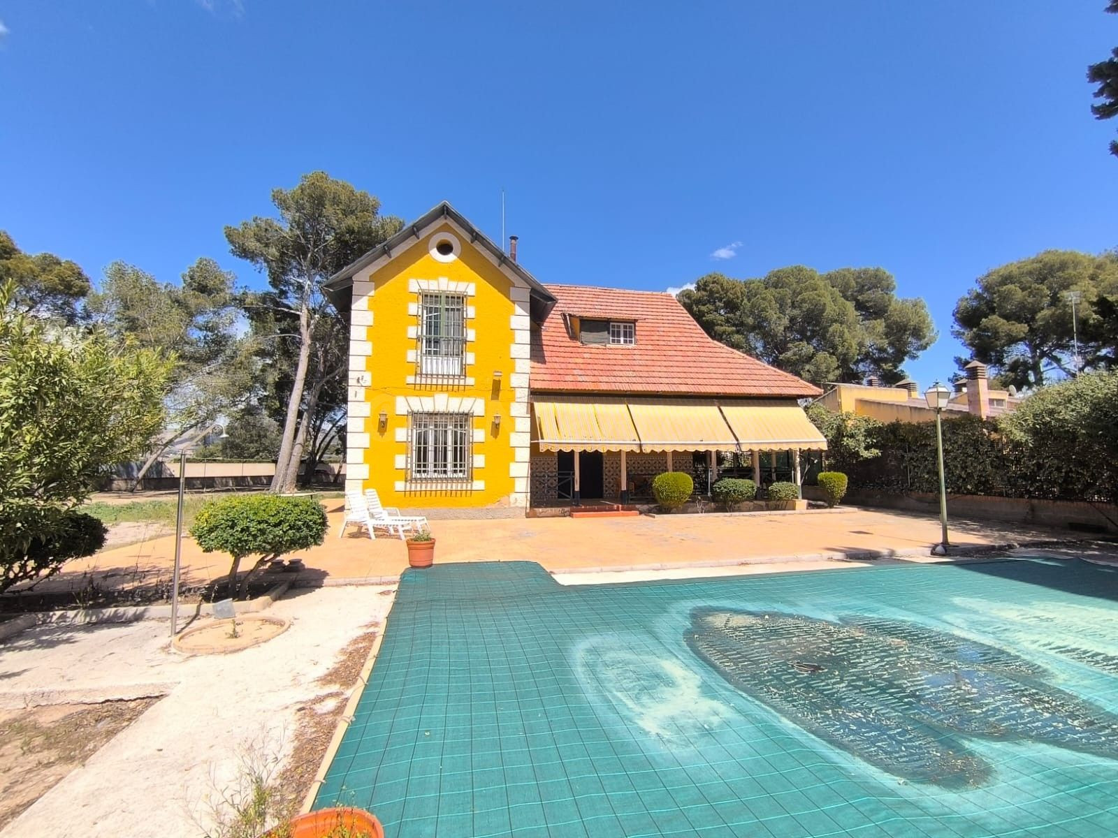 Villa 7 habitaciones 450m² en venta - Yecla