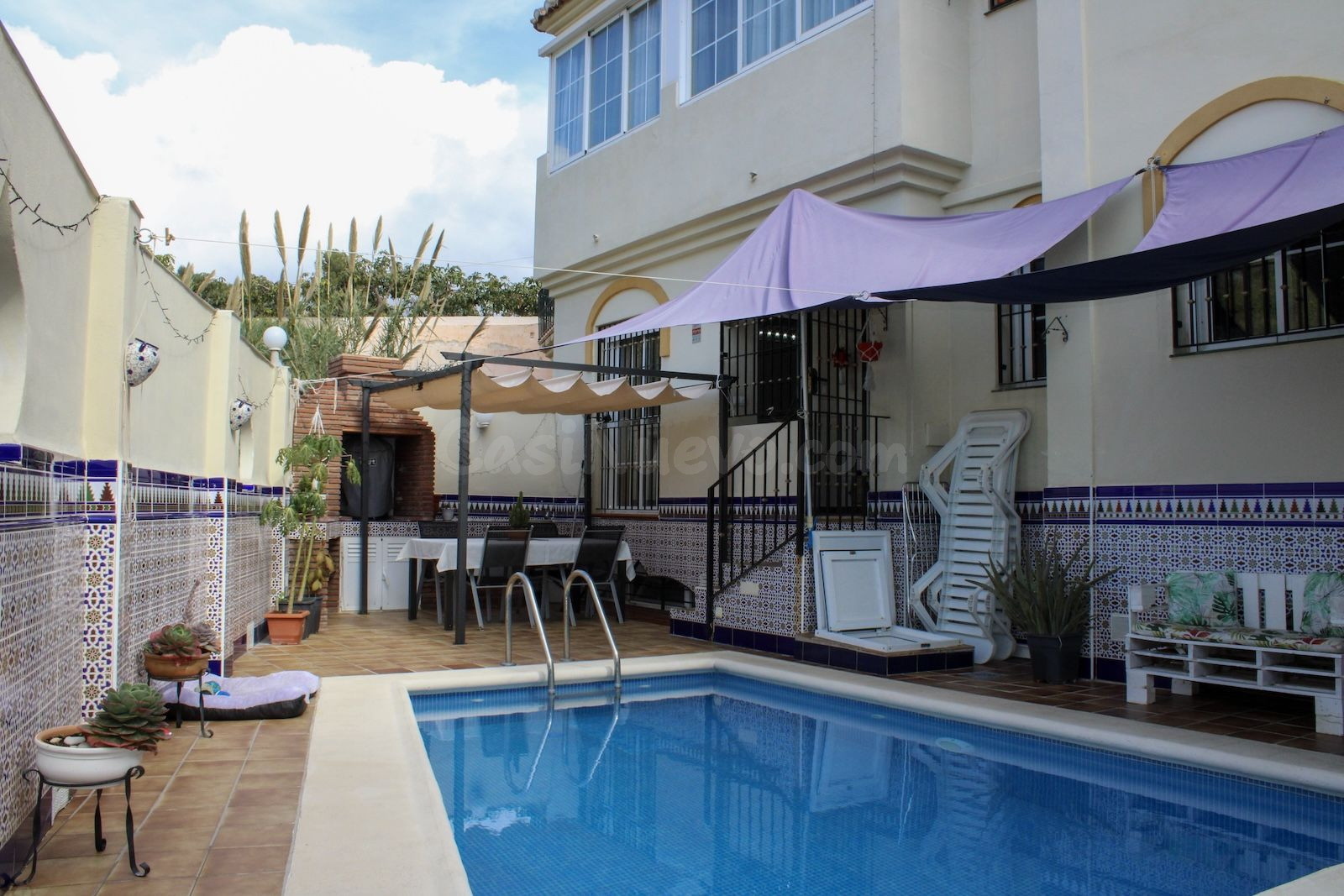 Villa 4 habitaciones 240m² en venta - Nueva Nerja
