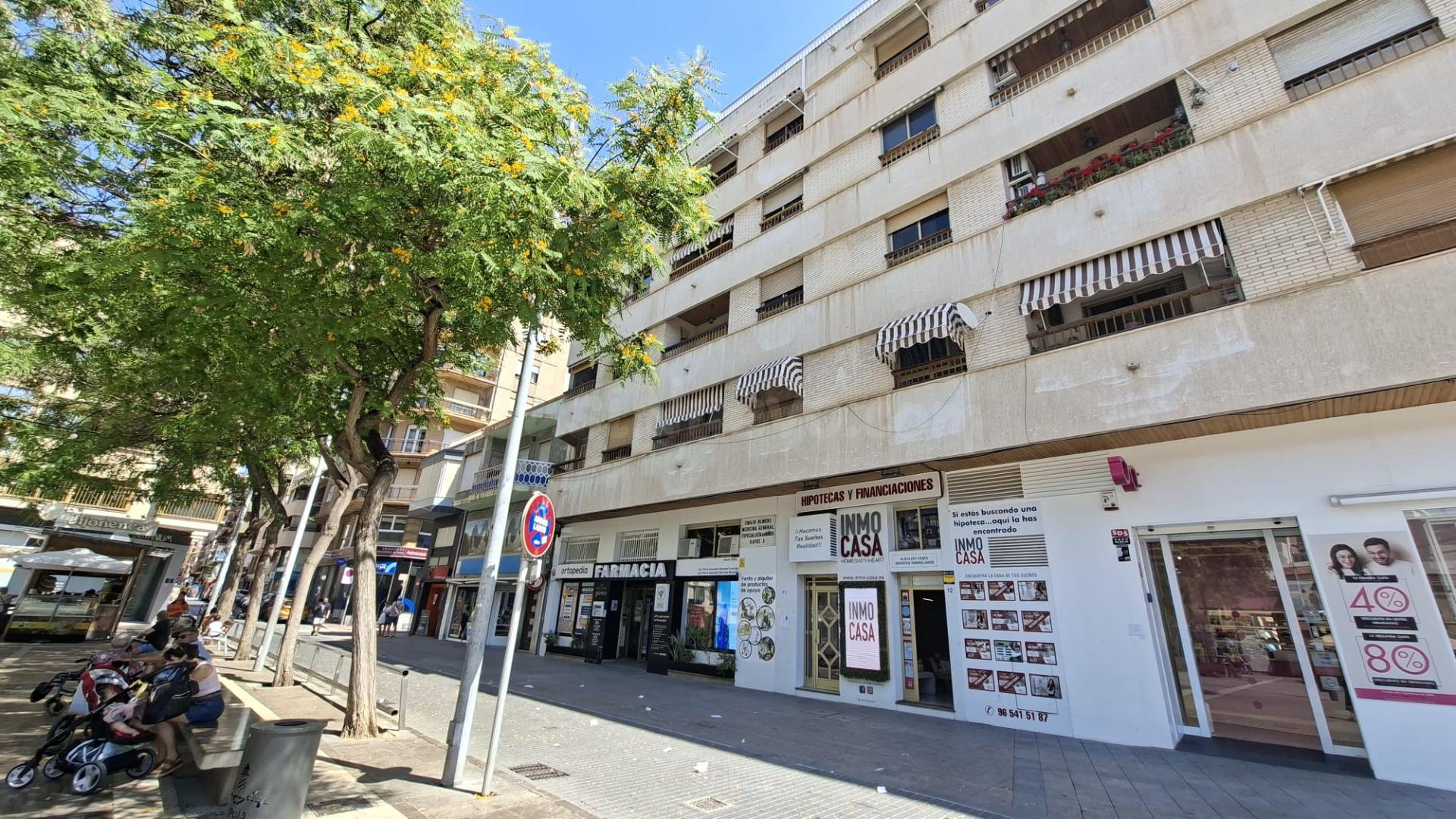 VIVIENDA EN LA GLORIETA