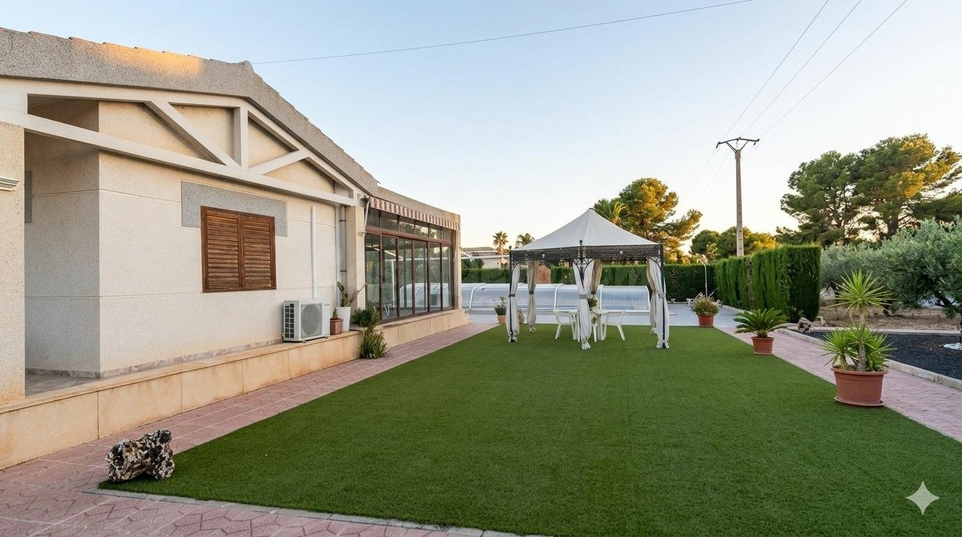 MATOLA: Chalet de 420 m2 en Planta Única | Parcela SEGREGABLE de 5.000 m2