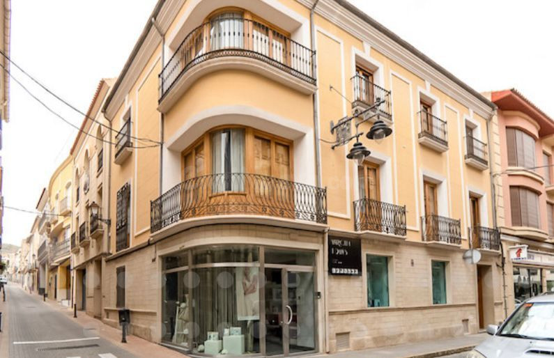 Casa 4 habitaciones 518m² en venta - Jumilla centro