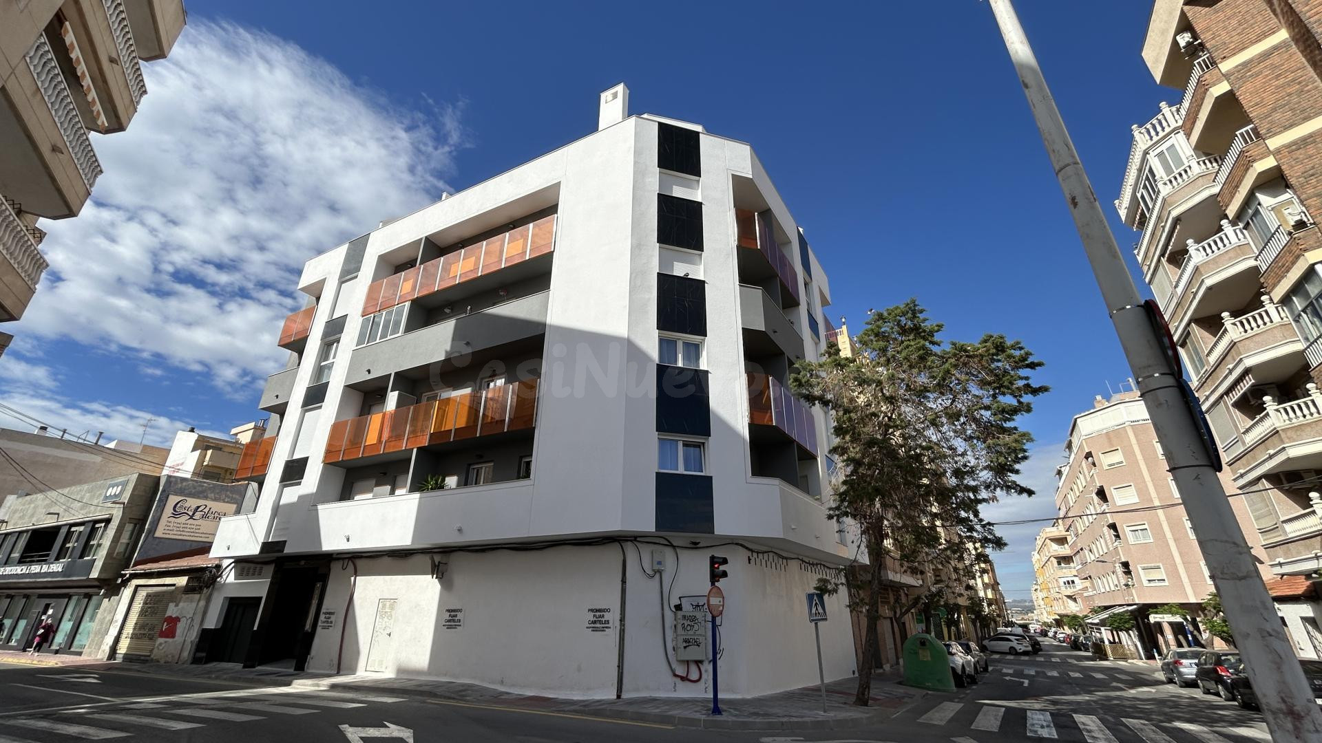 Local comercial 304m² en venta - torrevieja